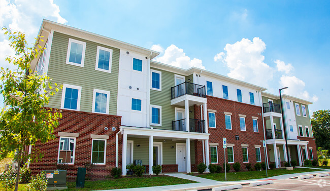 Building Photo - The Willows at Landisville