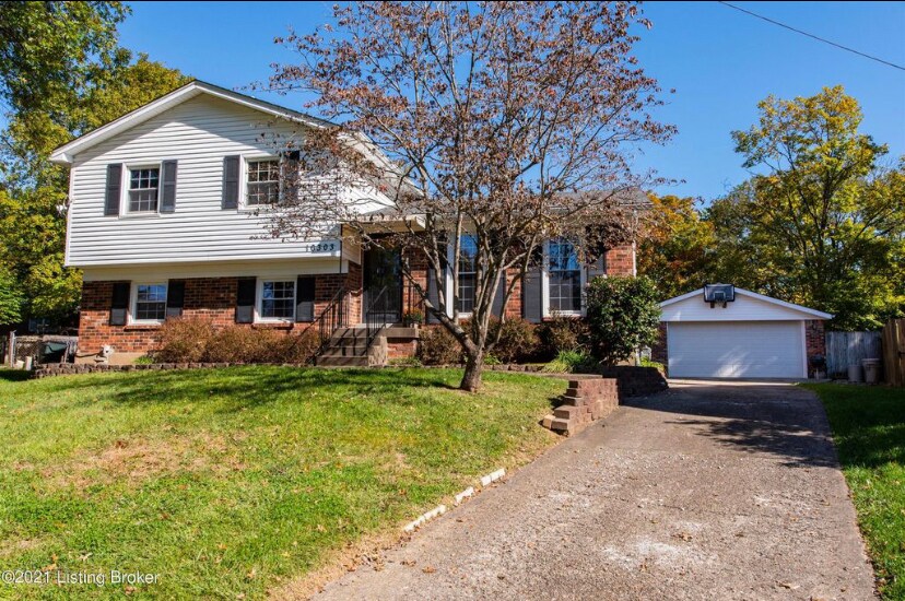 Primary Photo - 10303 Lark Park Dr