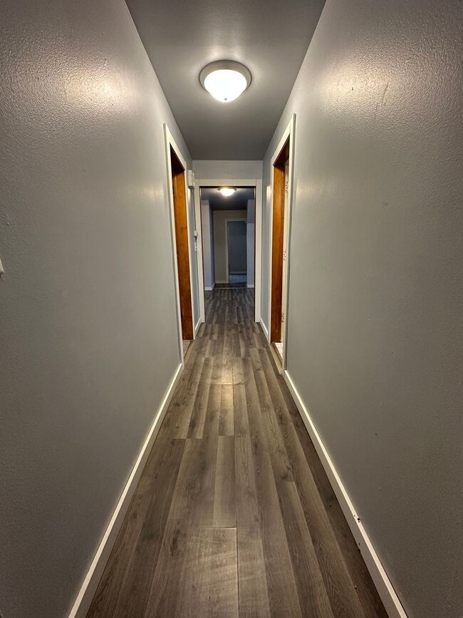 Foto del edificio - 1019 E Grand Ave