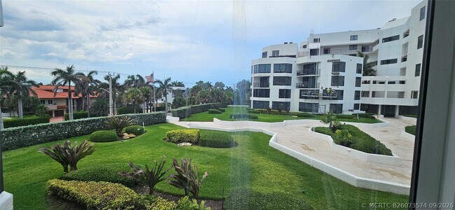 Foto del edificio - 2575 S Ocean Blvd