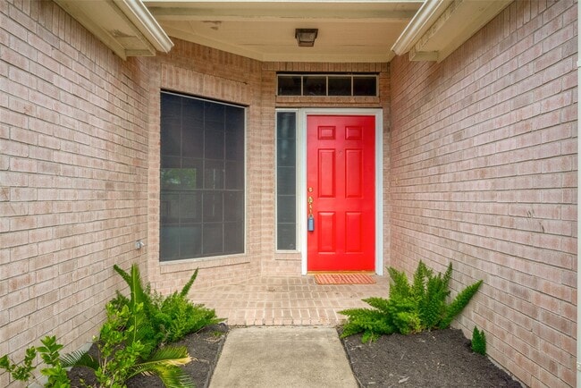 Building Photo - 8714 Pleasantbrook Dr