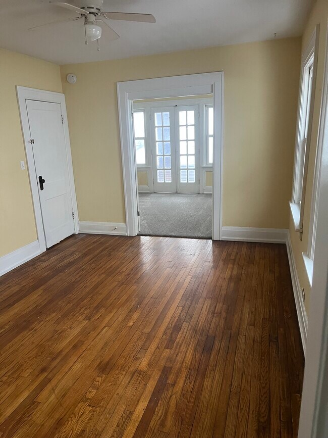 Foto del edificio - 2619 Schley St