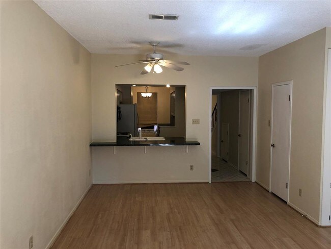 Foto del edificio - 3719 Wakeforest Ave