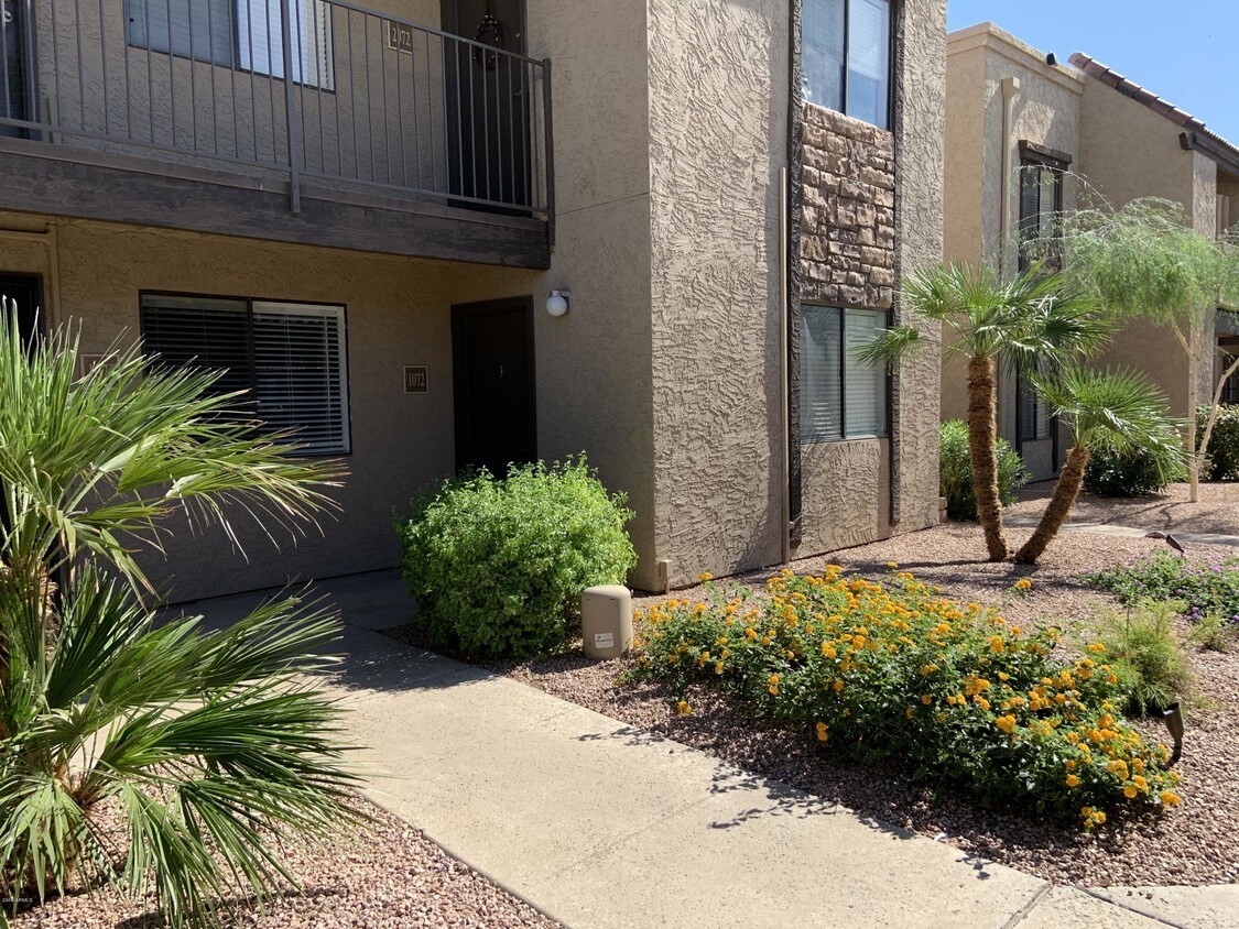 5995 N 78th St Unit 1072, Scottsdale, AZ 85250 Room for Rent in