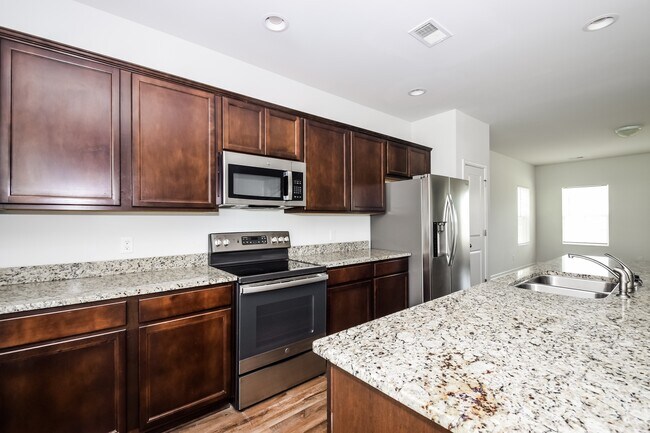 Building Photo - 88 Enclave Wy