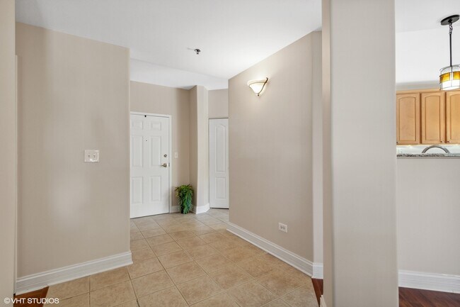 Foto del edificio - 543 N Hough St