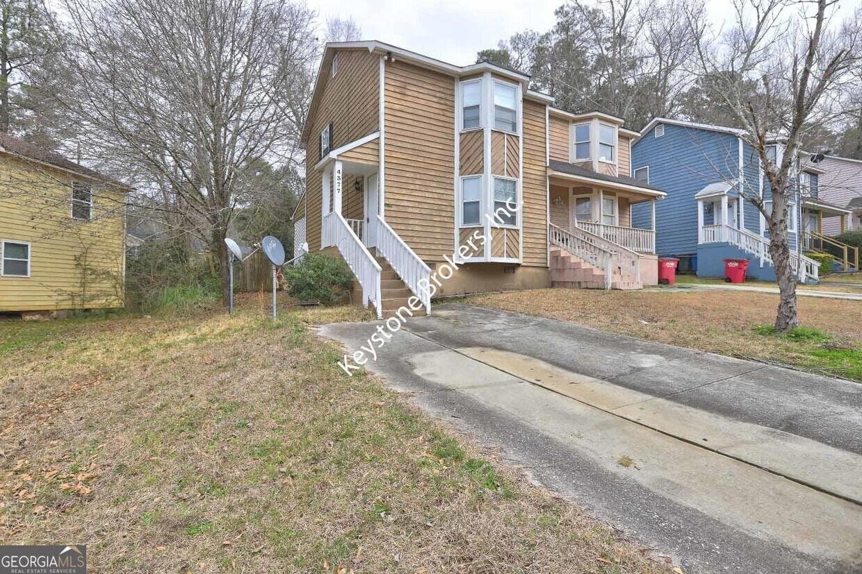 Primary Photo - 4377 Barrington Pl