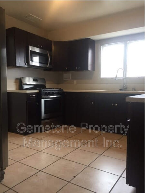 Foto del edificio - 4938 Art St