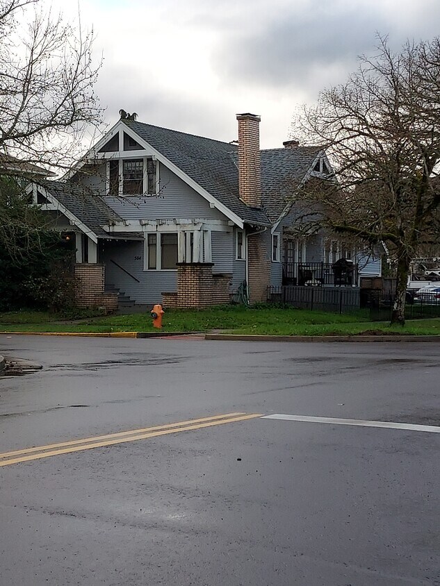 Foto principal - 504 SW 5th St