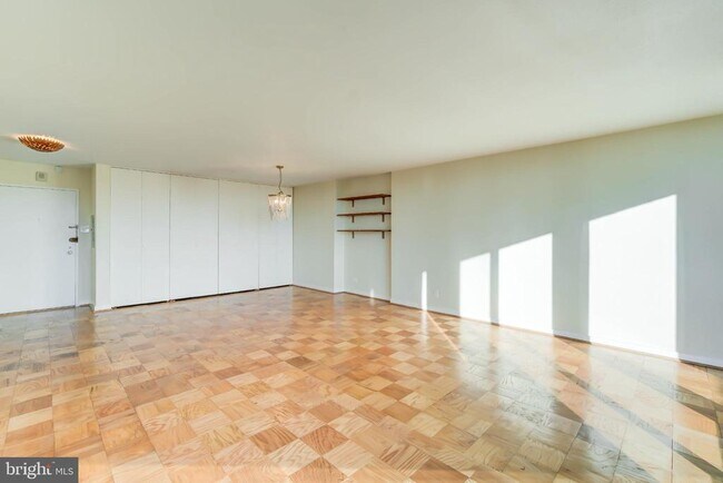 Foto del edificio - 490 M St SW