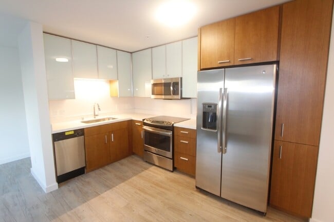 Photo - 1310 Pensacola St (Honolulu, HI) Apartment