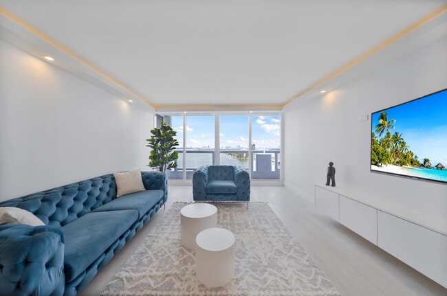 Foto del edificio - 1717 N Bayshore Dr
