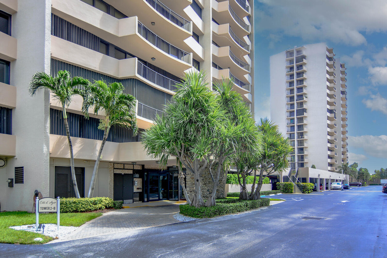 Foto principal - 4200 N Ocean Dr