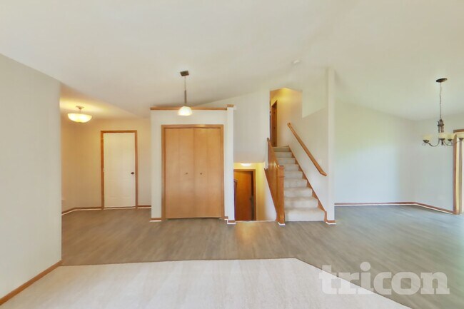 Building Photo - 4367 87th St NE