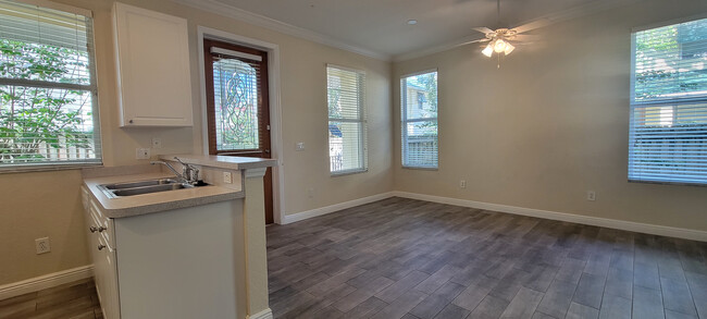 Foto del edificio - 1112 Islamorada Ln
