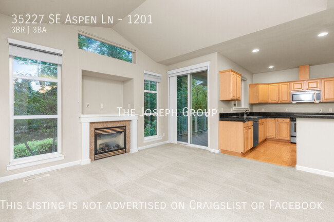 Building Photo - Open and bright 3 bed/2.5 bath in Snoqualmie