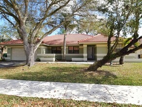 Building Photo - 9152 Southern Orchard Rd N