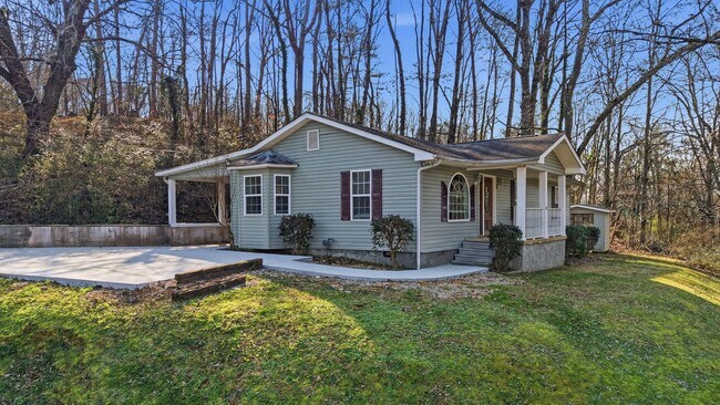 Building Photo - 3 Bedroom in North Chatt!