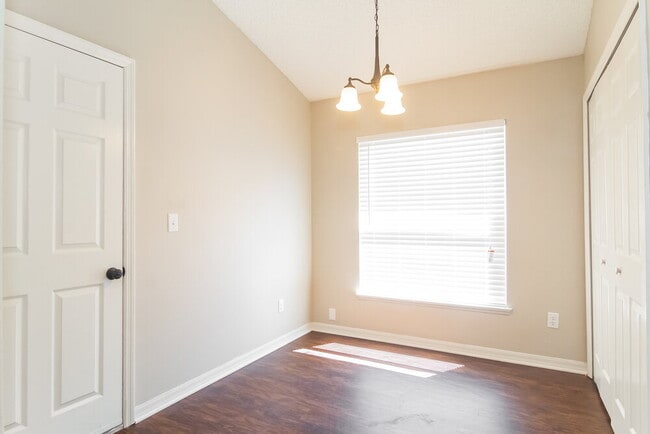 Building Photo - 4056 Forest Island Dr