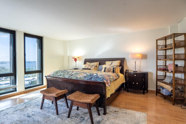 Foto del edificio - 5380 N Ocean Dr