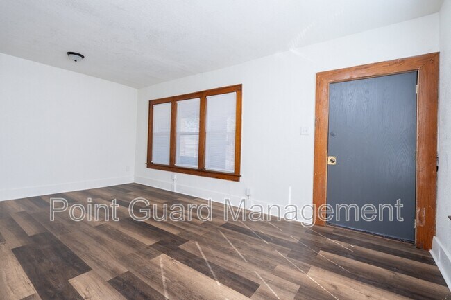Foto del edificio - 423 N Emporia Ave