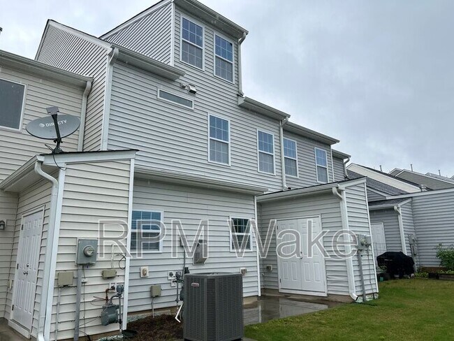 Building Photo - 217 Gulley Glen Dr