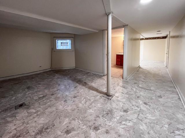 Building Photo - 1 bedroom in CHICAGO IL 60619