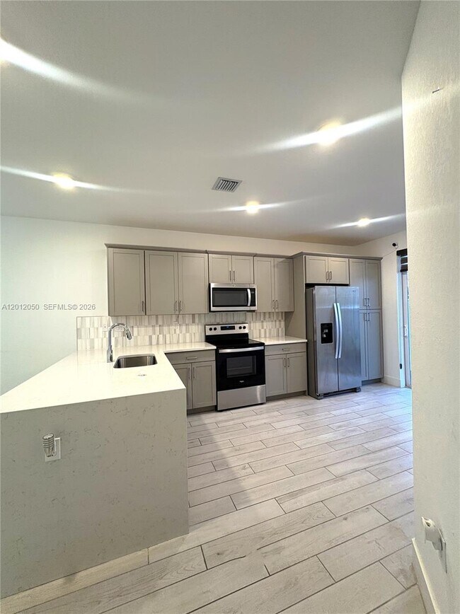 Foto del edificio - 135 SW 171st Ln