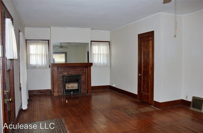 Building Photo - 4 br, 2 bath House - 814 W 4th