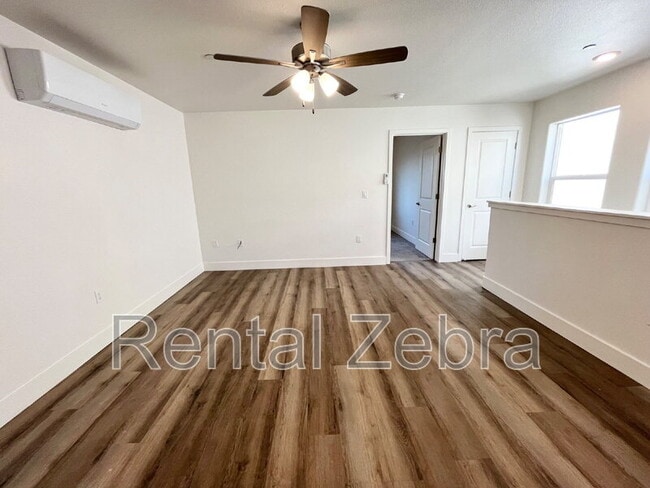 Building Photo - 440 Olive Way