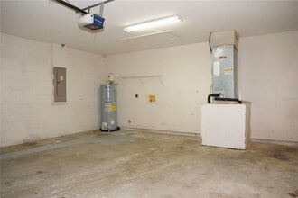 Building Photo - 415 Danube Way