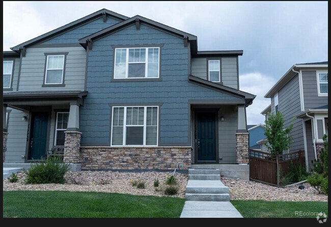 Building Photo - 15765 E Otero Ave