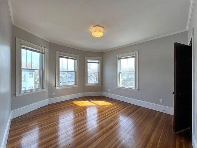 Foto del edificio - 107 Oxford St