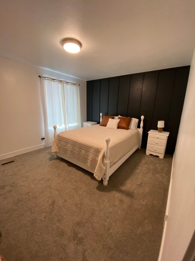 Dormitorio - 1062 N 375 W
