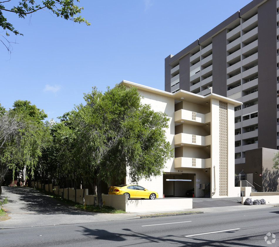 Building Photo - Alohalani Tropicana