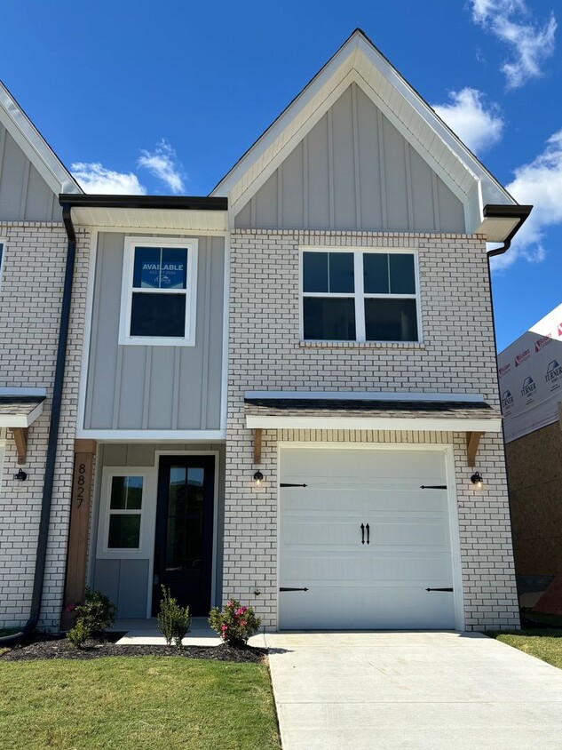 Foto principal - Brand New Construction 3 Bedroom 2.5 Bath ...