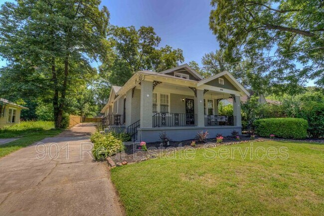 Building Photo - 498 Lundee St