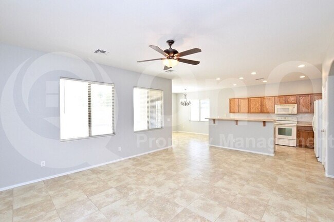 Foto del edificio - 2087 E Aloe Pl