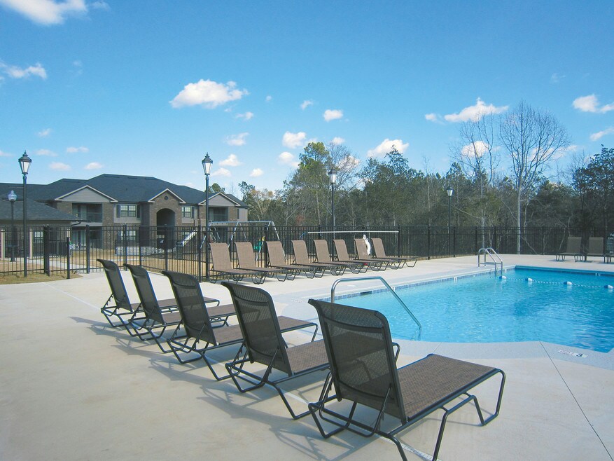 Forest Hill Apartments