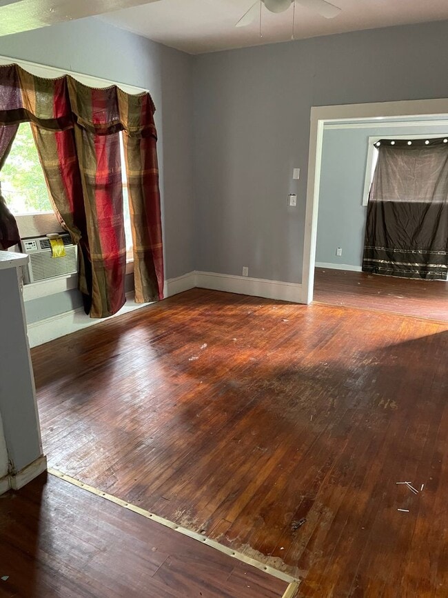 Foto del edificio - Remodeled 1 Bedroom Apartment near LSUS