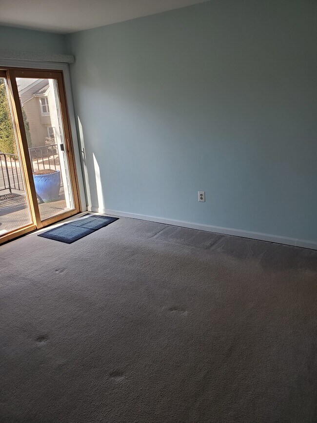 204 N Valley Rd Unit 2B, Lansdale, PA 19446 Condo for Rent in