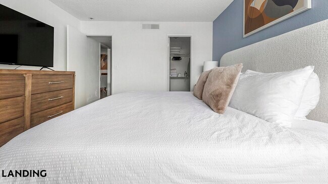 Foto del edificio - 1455 E Katie Ave