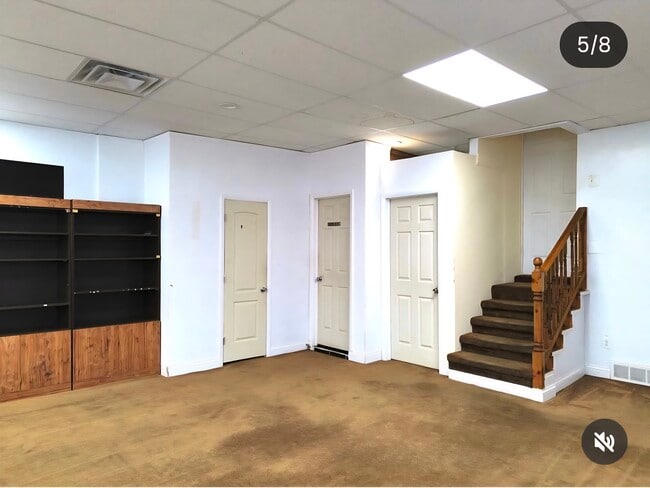Building Photo - 2078 Belmont St