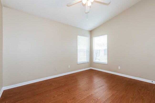 Foto del edificio - 10926 Brucehaven Dr