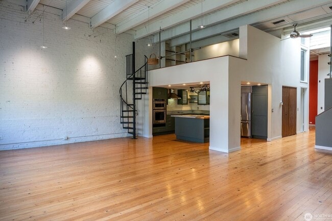 Building Photo - 2bd/1ba Seattle Condo