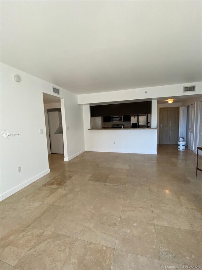 Foto del edificio - 2650 SW 37th Ave