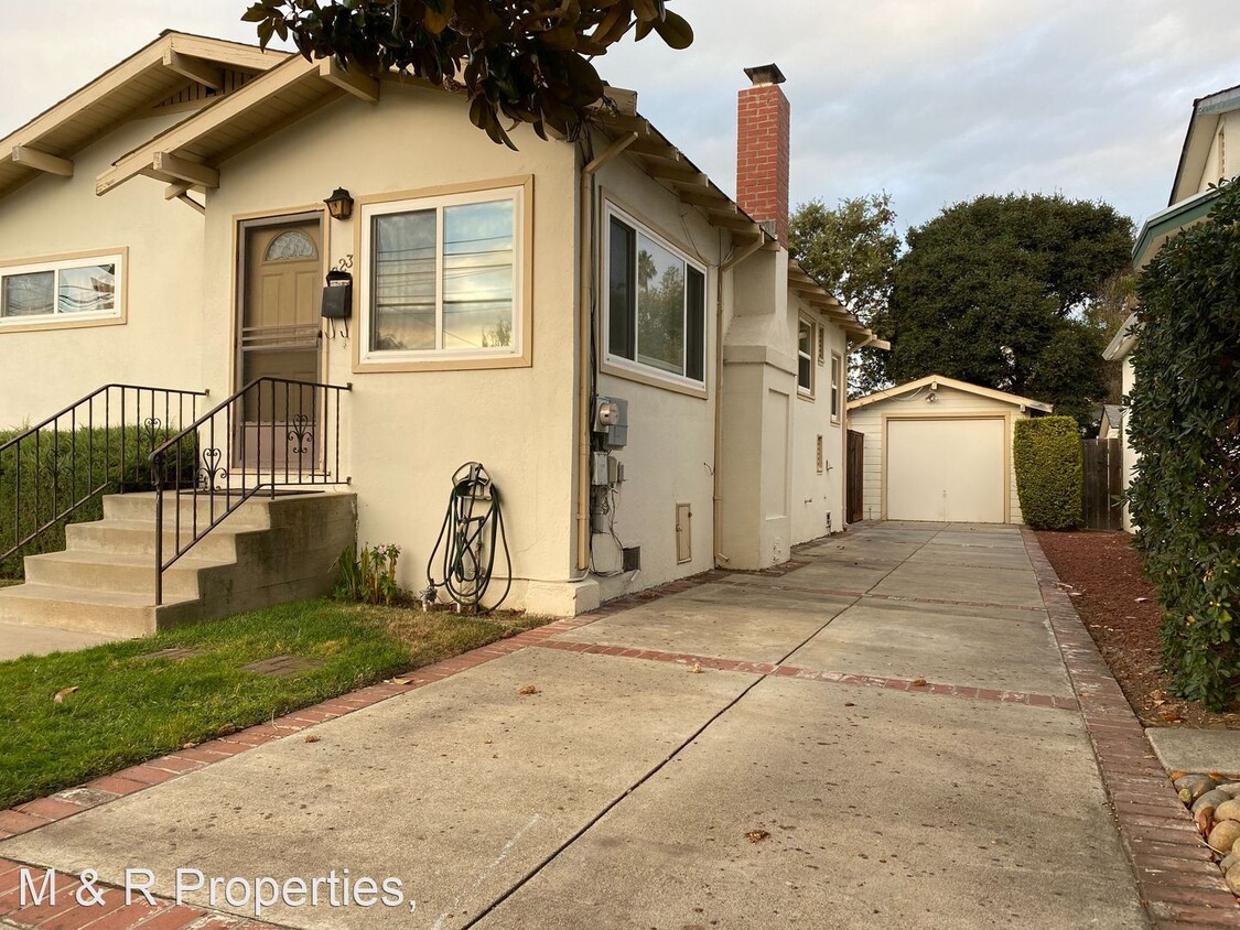 Building Photo - 2 br, 1 bath House - 623 S. El Dorado Street