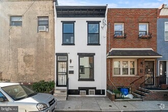 Building Photo - 1102 Mercy St