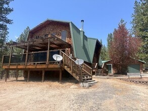 Building Photo - 465-520-520 Elysian Valley Rd
