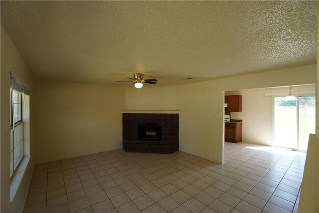 Foto del edificio - 112 Creekside Dr